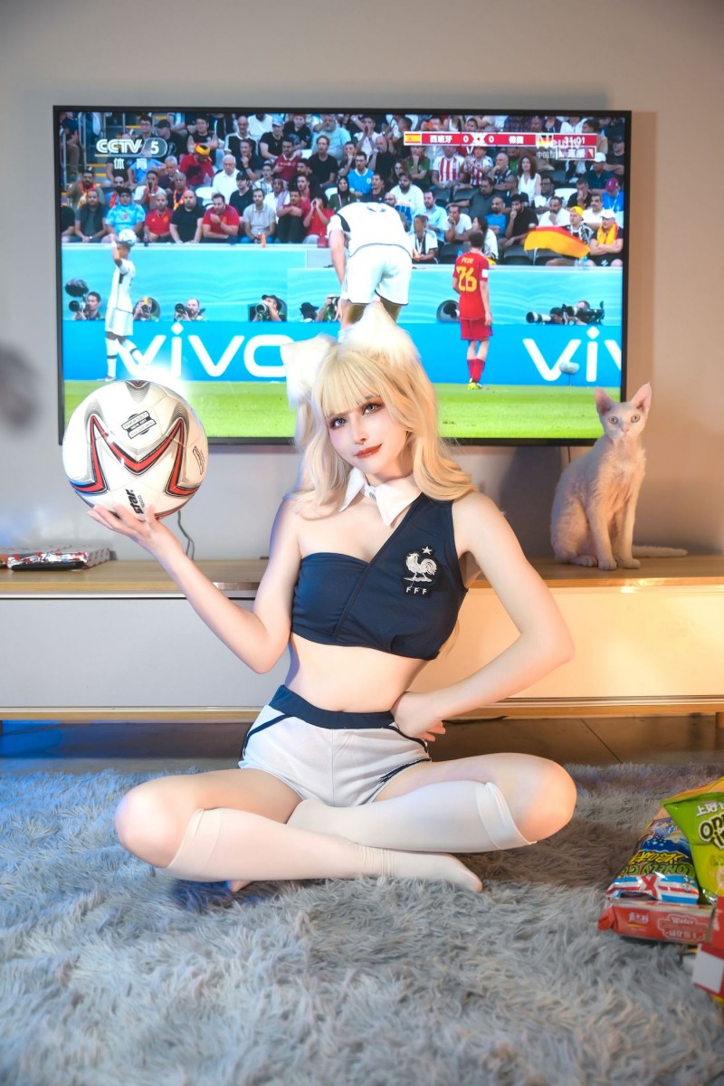 足球少女鹿八岁白色长筒袜兽耳服饰清凉装扮福利-星之迟迟