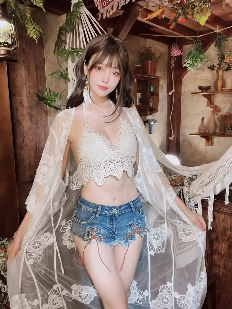 ElyEE子 – Secret Treehouse Escape-星之迟迟