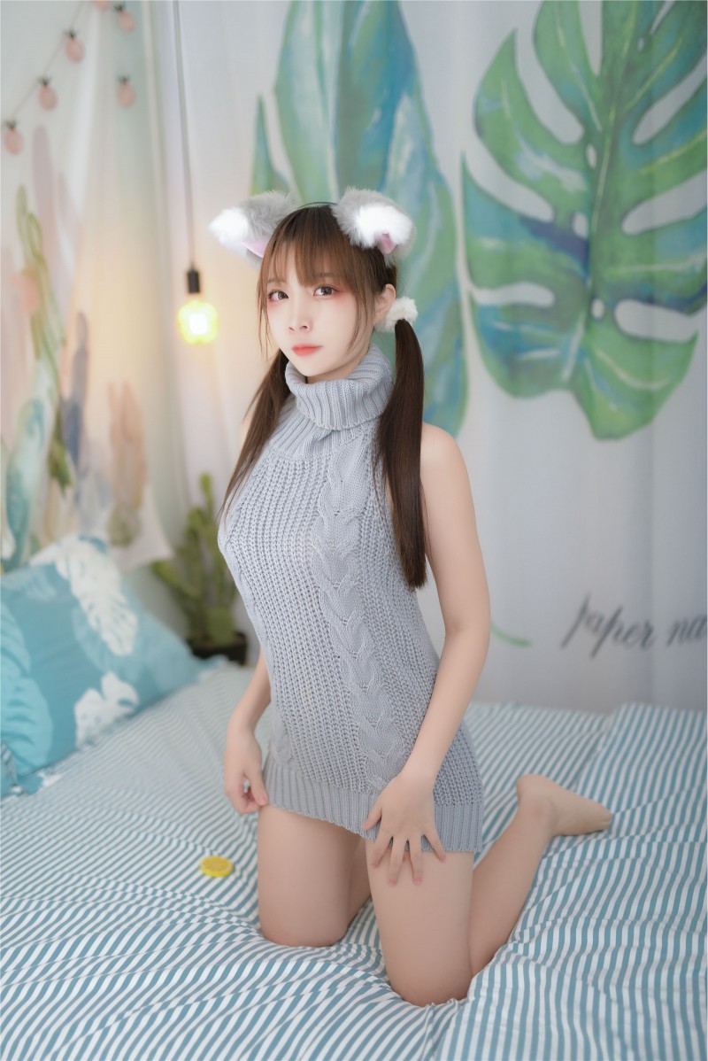 二佐 NO.013 宠物少女 私房露背毛衣-星之迟迟